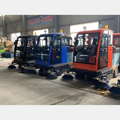 摩托人行道三輪養(yǎng)護(hù)車(chē)化工設(shè)備高壓清洗車(chē)